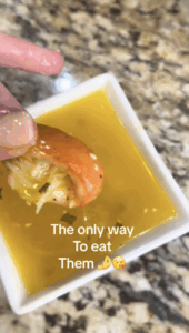 Snow Crab Legs Boil with Hibachi Butter Dipping Sauce